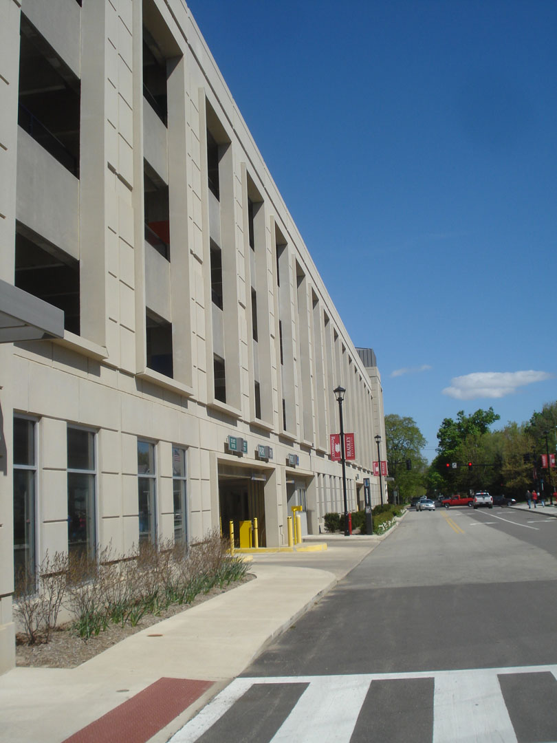 bradley-university-field-house-garage 2