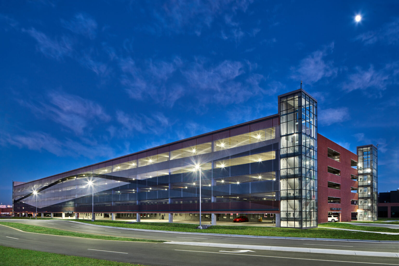 ford-motor-company-research-engineering-campus-parking-decks-300-400 3