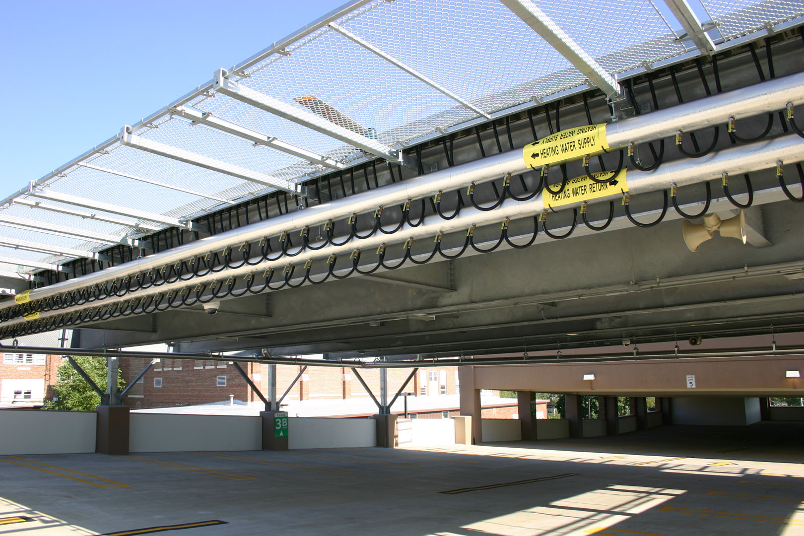 henry-ford-allegiance-health-campus-parking-garage 3