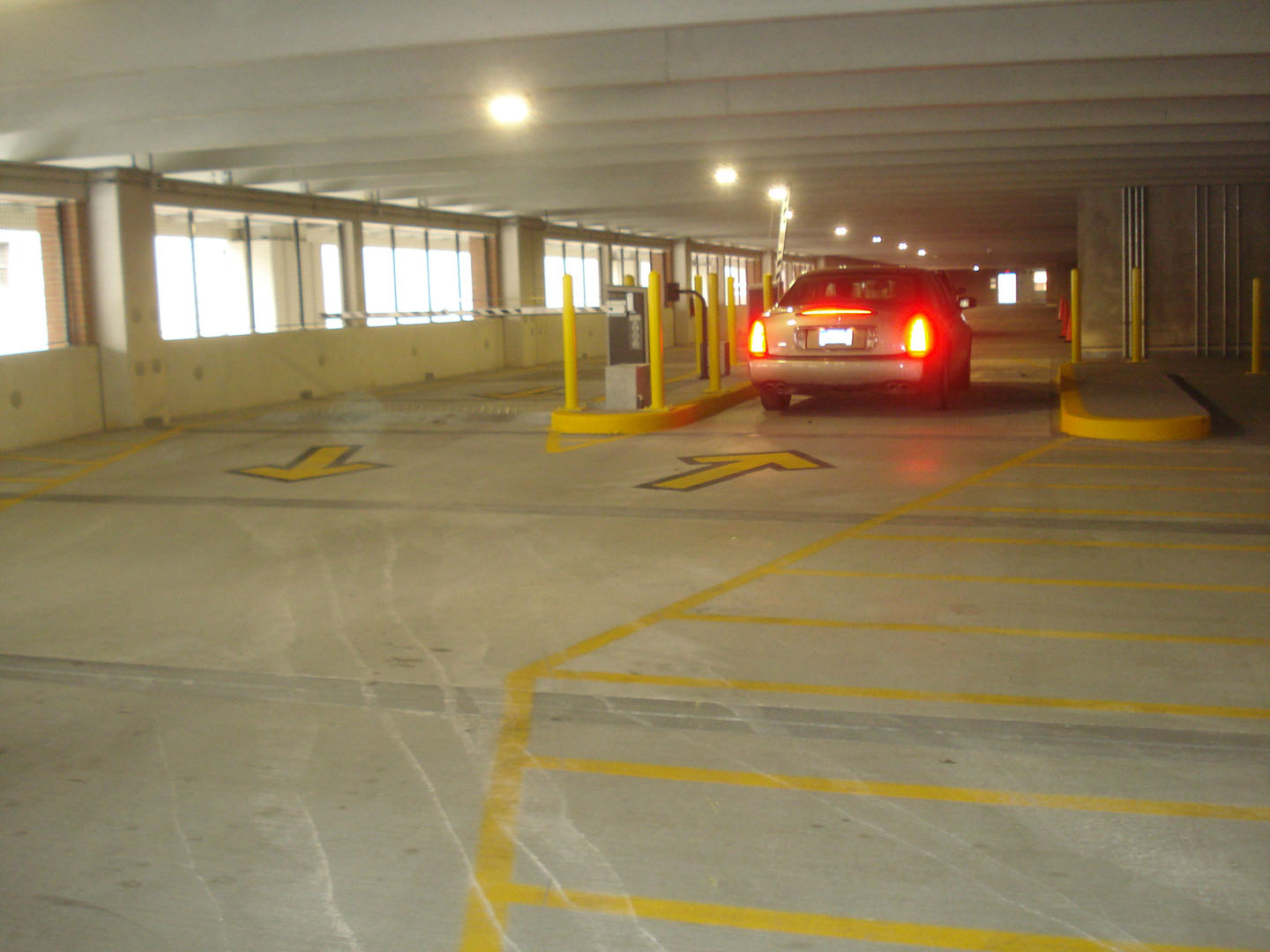 hollywood-casino-at-greektown-valetvip-garage 3