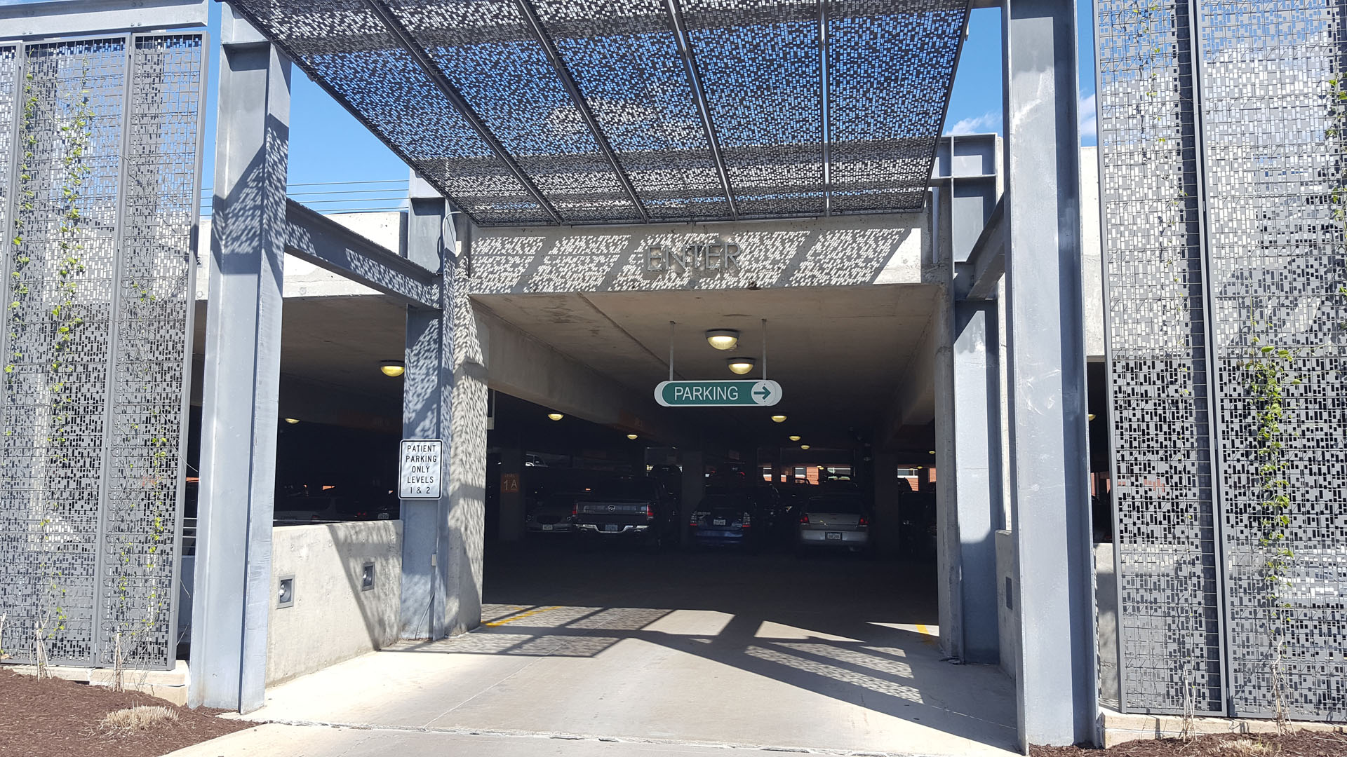 university-of-iowa-medical-clinics-parking 1