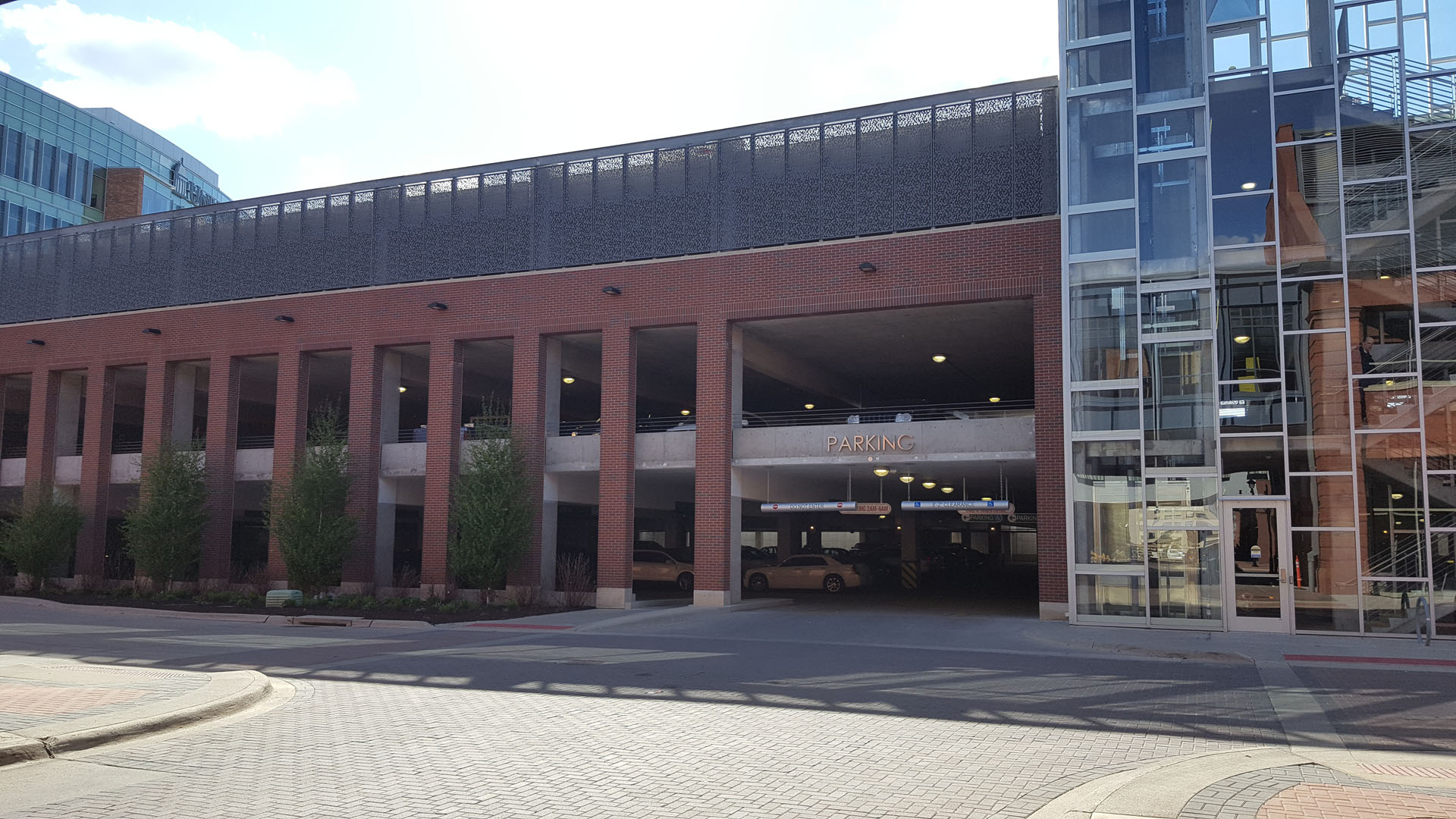 university-of-iowa-medical-clinics-parking 1